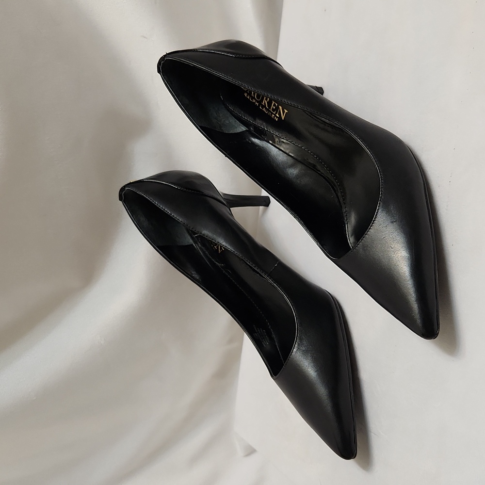 Ralph Lauren Livie Black Leather Pumps (W Size 7.5) - Picture 4 of 16